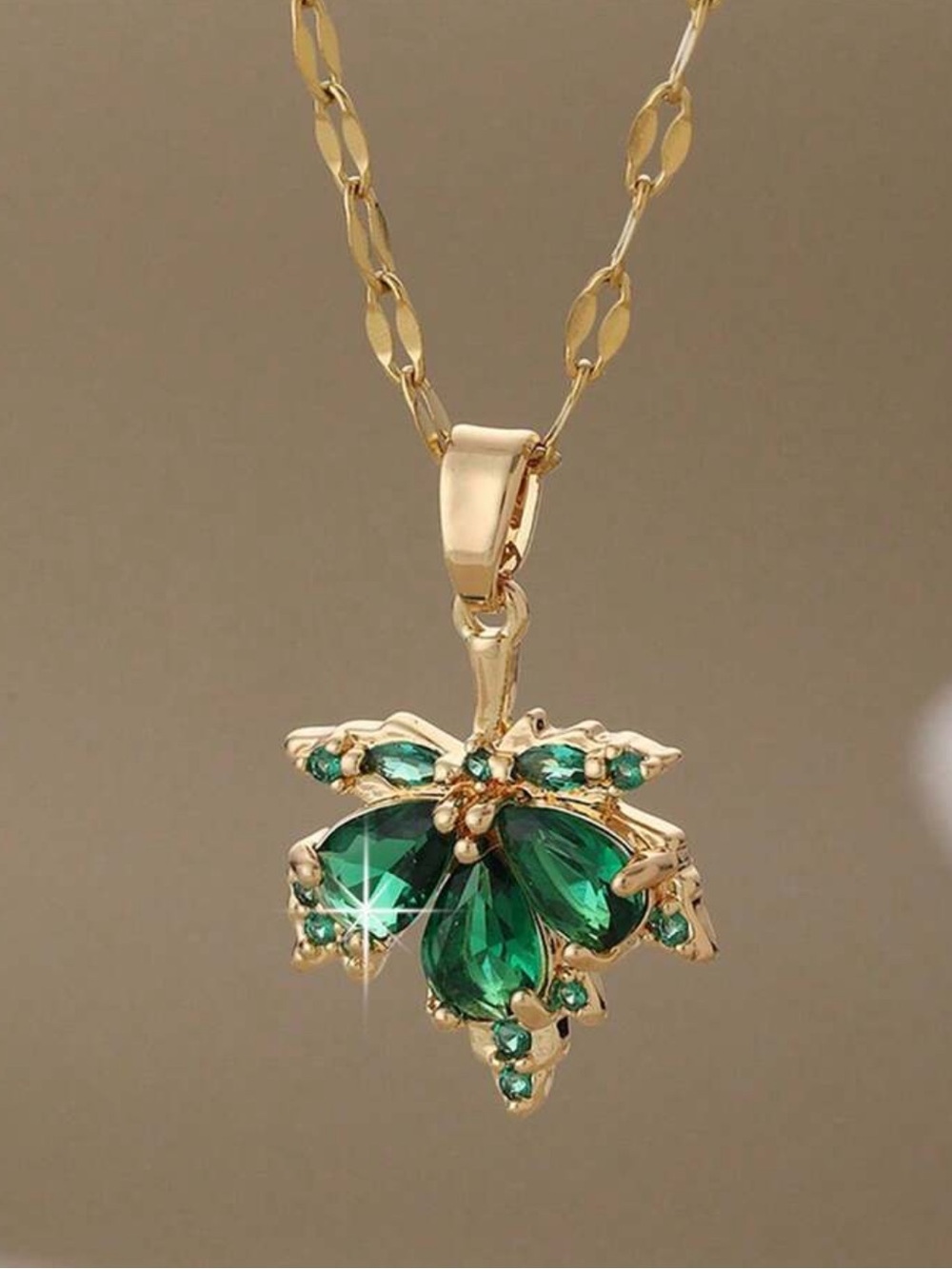 Autumn Fall Maple 🍁 Leaf Green Necklace